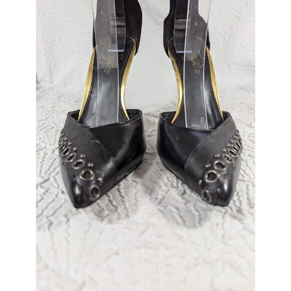 FERGIE! BLACK VEGAN LEATHER, BACK ZIPPER, STUDDED STRAP, STILETTO HEELS! SZ 9M - Picture 4 of 9